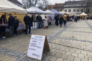 09.11.2019. Sandomierz. Kiermasz „Babie lato” na sandomierskiej starówce / Grażyna Szlęzak-Wójcik / Radio Kielce