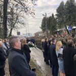 11.11.2019 Koprzywnica. Obchody Święta Niepodległości. Masz z wielką biało-czerwoną flagą / Grażyna Szlęzak-Wójcik / Radio Kielce