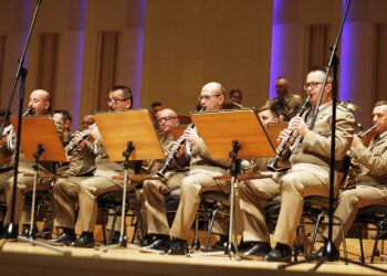 06.11.2019 Kielce. Filharmonia Świętokrzyska. Koncert patriotyczny „Hej, Orle Biały...” w wykonaniu Orkiestry Reprezentacyjnej Straży Granicznej z Nowego Sącza / Jarosław Kubalski / Radio Kielce