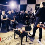 30.11.2019 Radio Kielce. Studio GRAM. Koncert zespołu Mafia w składzie: Michał Ostrowski - śpiew i skrzypce, Tomasz Joseph Bracichowicz - instrumenty klawiszowe, Paweł Poros - gitara, Paweł Lesiak - gitara basowa i Michał Stachurski - perkusja / Jarosław Kubalski / Radio Kielce