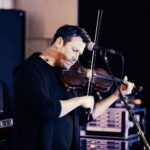 30.11.2019 Radio Kielce. Studio GRAM. Koncert zespołu Mafia w składzie: Michał Ostrowski - śpiew i skrzypce, Tomasz Joseph Bracichowicz - instrumenty klawiszowe, Paweł Poros - gitara, Paweł Lesiak - gitara basowa i Michał Stachurski - perkusja / Jarosław Kubalski / Radio Kielce