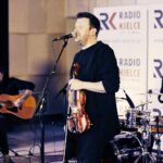 30.11.2019 Radio Kielce. Studio GRAM. Koncert zespołu Mafia w składzie: Michał Ostrowski - śpiew i skrzypce, Tomasz Joseph Bracichowicz - instrumenty klawiszowe, Paweł Poros - gitara, Paweł Lesiak - gitara basowa i Michał Stachurski - perkusja / Jarosław Kubalski / Radio Kielce