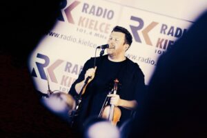 30.11.2019 Radio Kielce. Studio GRAM. Koncert zespołu Mafia Michał Ostrowski / Jarosław Kubalski / Radio Kielce