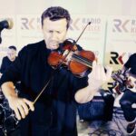 30.11.2019 Radio Kielce. Studio GRAM. Koncert zespołu Mafia w składzie: Michał Ostrowski - śpiew i skrzypce, Tomasz Joseph Bracichowicz - instrumenty klawiszowe, Paweł Poros - gitara, Paweł Lesiak - gitara basowa i Michał Stachurski - perkusja / Jarosław Kubalski / Radio Kielce