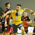 05.11.2019 Kielce. Piłka ręczna mężczyzn. Mecz PGE Vive Kielce - Zagłębie Lubin. Alex Dujszebajew / Jarosław Kubalski / Radio Kielce