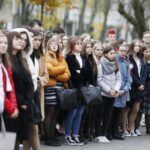 08.11.2019 Kielce. VII LO im. J. Piłsudskiego. Odsłonięcie muralu przedstawiającego Marszałka Józefa Piłsudskiego / Jarosław Kubalski / Radio Kielce