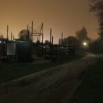 15.11.2019 Kielce. Ścieżki wzdłuż Silnicy pomiędzy ulicami IX Wieków Kielc a Jesionową nocą / Jarosław Kubalski / Radio Kielce