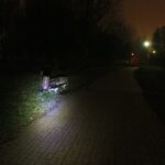 15.11.2019 Kielce. Ścieżki wzdłuż Silnicy pomiędzy ulicami IX Wieków Kielc a Jesionową nocą / Jarosław Kubalski / Radio Kielce