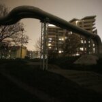 15.11.2019 Kielce. Ścieżki wzdłuż Silnicy pomiędzy ulicami IX Wieków Kielc a Jesionową nocą / Jarosław Kubalski / Radio Kielce