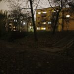 15.11.2019 Kielce. Ścieżki wzdłuż Silnicy pomiędzy ulicami IX Wieków Kielc a Jesionową nocą / Jarosław Kubalski / Radio Kielce