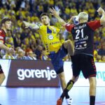 16.11.2019 Kielce. Piłka Ręczna Liga Mistrzów. Mecz PGE Vive Kielce - Vardar Skopje. Alex Dujszebajew / Jarosław Kubalski / Radio Kielce