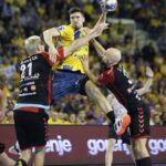 16.11.2019 Kielce. Piłka Ręczna Liga Mistrzów. Mecz PGE Vive Kielce - Vardar Skopje. Alex Dujszebajew / Jarosław Kubalski / Radio Kielce