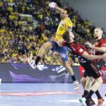 16.11.2019 Kielce. Piłka Ręczna Liga Mistrzów. Mecz PGE Vive Kielce - Vardar Skopje. Igor Karaćić / Jarosław Kubalski / Radio Kielce