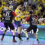 16.11.2019 Kielce. Piłka Ręczna Liga Mistrzów. Mecz PGE Vive Kielce - Vardar Skopje. Angel Fernandez Perez / Jarosław Kubalski / Radio Kielce