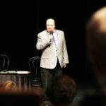 18.11.2019 Kielce. Mała scena KCK. XXV Ogólnopolski Niezależny Festiwal Form Dokumentalnych NURT. Krzysztof Miklaszewski - dyrektor artystyczny festiwalu / Jarosław Kubalski / Radio Kielce