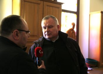 17.11.2019 Ksiądz Grzegorz Pałys / Jarosław Kubalski / Radio Kielce