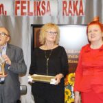 15.11.2019 Krasocin. XIII Ogólnopolski Konkurs Poetycki im. Feliksa Raka. Na zdjęciu Na zdjęciu od lewej: Stanisław Nyczaj - prezes oddziału kieleckiego Związku Literatów Polskich, Beata Kępińska - pisarka, Zofia Walas - pisarka / Krzysztof Bujnowicz / Radio Kielce