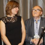 15.11.2019 Krasocin. XIII Ogólnopolski Konkurs Poetycki im. Feliksa Raka. Na zdjęciu od lewej: Magdalena Kowalczyk - dyrektor Gminnej Biblioteki Publicznej w Krasocinie, Stanisław Nyczaj - prezes oddziału kieleckiego Związku Literatów Polskich / Krzysztof Bujnowicz / Radio Kielce