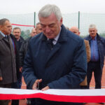 14.11.2019. Lipnik. Otwarcie pracowni komputerowej i wielofunkcyjnego boiska. Na zdjęciu Andrzej Bętkowski - marszałek województwa świętokrzyskiego / Emilia Sitarska / Radio Kielce