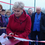 14.11.2019. Lipnik. Otwarcie pracowni komputerowej i wielofunkcyjnego boiska. Na zdjęciu: Danuta Polit - dyrektor Zespołu Szkolno-Przedszkolnego w Lipniku / Emilia Sitarska / Radio Kielce