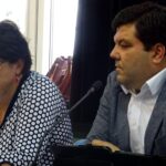 06.11.2019 Ożarów. Sesja Rady Gminy. Na zdjęciu (od lewej): radna Bożena Małecka i radny Marcin Stańczyk / Emilia Sitarska / Radio Kielce