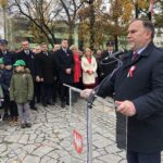 11.11.2019 Sandomierz. Obchody Święta Niepodległości. Przemawia poseł PiS Marek Kwitek / Grażyna Szlęzak-Wójcik / Radio Kielce