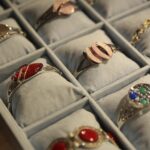 24.11.2019. Kielce. Giełda Minerałów, Skamieniałości i Wyrobów Jubilerskich / Wiktor Taszłow / Radio Kielce