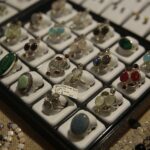 24.11.2019. Kielce. Giełda Minerałów, Skamieniałości i Wyrobów Jubilerskich / Wiktor Taszłow / Radio Kielce