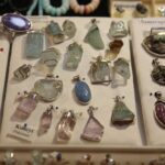 24.11.2019. Kielce. Giełda Minerałów, Skamieniałości i Wyrobów Jubilerskich / Wiktor Taszłow / Radio Kielce