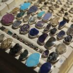 24.11.2019. Kielce. Giełda Minerałów, Skamieniałości i Wyrobów Jubilerskich / Wiktor Taszłow / Radio Kielce