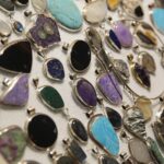 24.11.2019. Kielce. Giełda Minerałów, Skamieniałości i Wyrobów Jubilerskich / Wiktor Taszłow / Radio Kielce