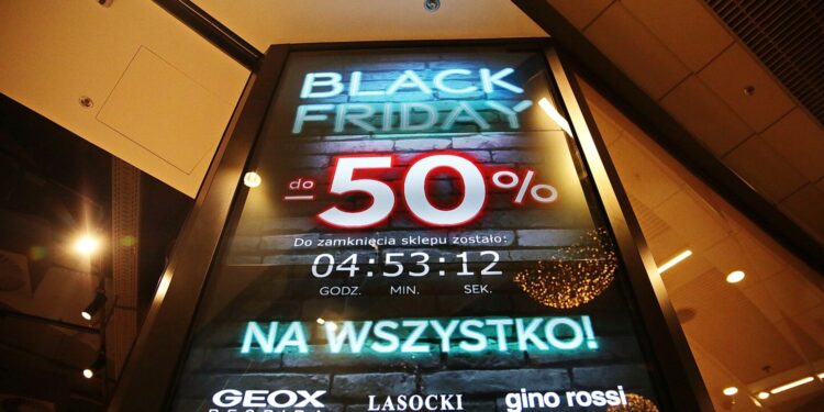 Black Friday przed nami, ale akcje rabatowe już się zaczęły