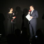 Kielce. 10.11.2019. Monodram. "Melduje Tobie, Polsko. Rotmistrz Pilecki". Na zdjęciu: Magdalena Sitek - Radio Kielce, Janusz Knap - prezes Radia Kielce / Wiktor Taszłow / Radio Kielce