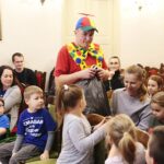 Kielce. 26.11.2019. Spektakl charytatywny "Pan Bzdura i pani Makulatura" / Wiktor Taszłow / Radio Kielce