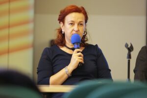 Kielce. 27.11.2019. Podsumowanie obchodów Roku Gustawa Herlinga-Grudzińskiego. Na zdjęciu: Katarzyna Szymczyk - wicedyrektor Zespołu Państwowych Szkół Muzycznych w Kielcach / Wiktor Taszłow / Radio Kielce