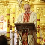 Kielce. 28.11.2019. Obchody 30-lecia kieleckiej Caritas. Msza święta. Na zdjęciu: ks. Stanisław Słowik / Wiktor Taszłow / Radio Kielce