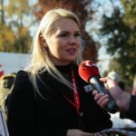 01.11.2019 Kielce. Kwesta na Cmentarzu Starym. Katarzyna Suchańska - radna / Wiktor Taszłow / Radio Kielce