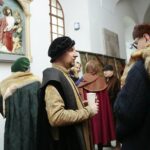 Wąchock. 06.11.2019. Plan zdjęciowy serialu filmowego "Korona Królów" / Wiktor Taszłow / Radio Kielce