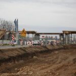 Bilcza. 07.11.2019. Budowa kładki dla pieszych / Wiktor Taszłow / Radio Kielce