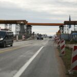 Bilcza. 07.11.2019. Budowa kładki dla pieszych / Wiktor Taszłow / Radio Kielce