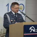 Kielce. 22.11.2019. Otwarcie hali produkcyjnej w Areszcie Śledczym w Kielcach. Przemawia Krzysztof Czekaj - dyrektor Aresztu Śledczego w Kielcach / Wiktor Taszłow / Radio Kielce