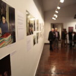 14.11.2019. Kielce. Wystawa „Trzy spotkania w Neapolu” / Wiktor Taszłow / Radio Kielce