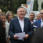 Inauguracja kampanii wyborczej Koalicji Obywatelskiej. Na zdjęciu (na pierwszym planie): Anna Dziewanowska – kandydatka KO, Bartłomiej Sienkiewicz – kandydat KO, Artur Gierada – poseł / Wiktor Taszłow / Radio Kielce