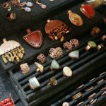 23.11.2019. Kielce. 65. Ogólnopolska Giełda Minerałów, Skamieniałości i Wyrobów Jubilerskich / Wiktor Taszłow / Radio Kielce