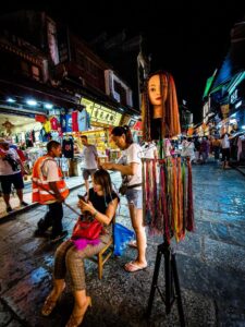 Muzyczne podróże. Chiny Południowe. Yangshuo / Mirosław Lubarski