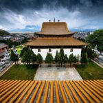 Muzyczne podróże. Chiny Południowe. Lijiang - jezioro Lugu / Mirosław Lubarski