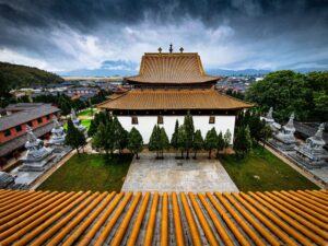 Muzyczne podróże. Chiny Południowe. Lijiang - jezioro Lugu / Mirosław Lubarski