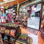 Muzyczne podróże. Chiny Południowe. Shangri-La. Wschodni Tybet / Mirosław Lubarski