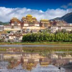 Muzyczne podróże. Chiny Południowe. Shangri-La. Wschodni Tybet / Mirosław Lubarski