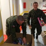 Kielce. Elewi z Centrum Przygotowań do Misji Zagranicznych z Bukówki w Wojewódzkim Szpitalu Zespolonym / Iwona Murawska / Radio Kielce